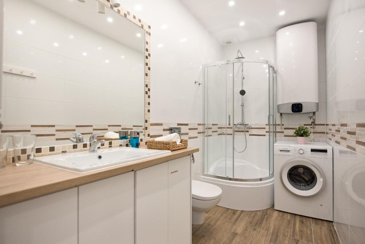 Apartament Centrum 3 Torun Bagian luar foto