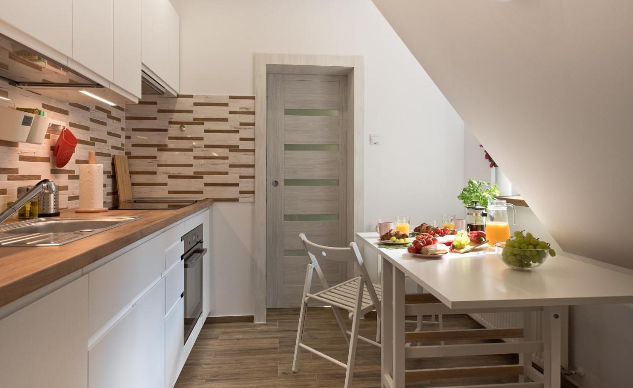 Apartament Centrum 3 Torun Bagian luar foto